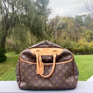 Authentic Louis Vuitton Deauvilla Tote Bag